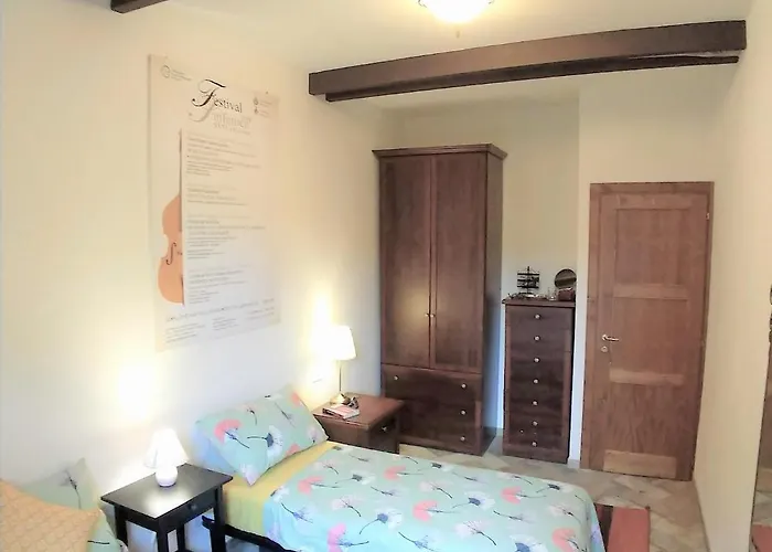 Апартаменты The Aerie - Il Nido Dell Aquila - 8bd Recentely Renovated