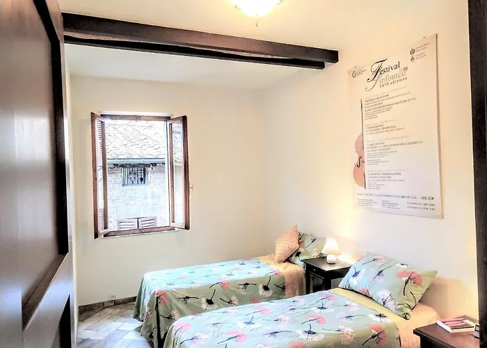 The Aerie - Il Nido Dell Aquila - 8bd Recentely Renovated