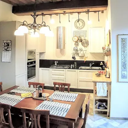 The Aerie - Il Nido Dell Aquila - 8bd Recentely Renovated アパート シエーナ